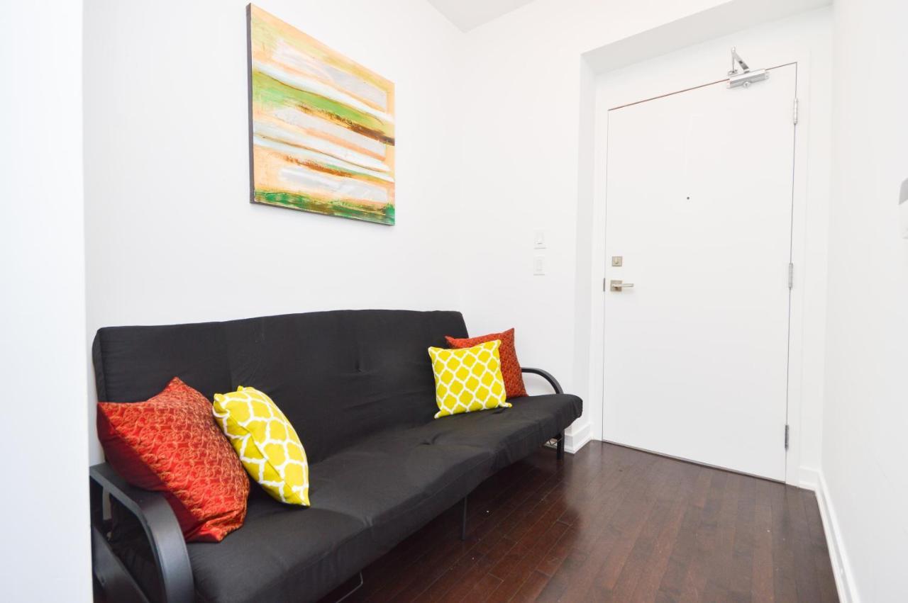 Downtown Toronto Condo Mins From Scotiabank Arena, Tiff, Cn Tower, Union, Mtcc Экстерьер фото