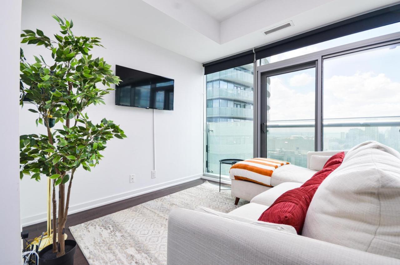 Downtown Toronto Condo Mins From Scotiabank Arena, Tiff, Cn Tower, Union, Mtcc Экстерьер фото