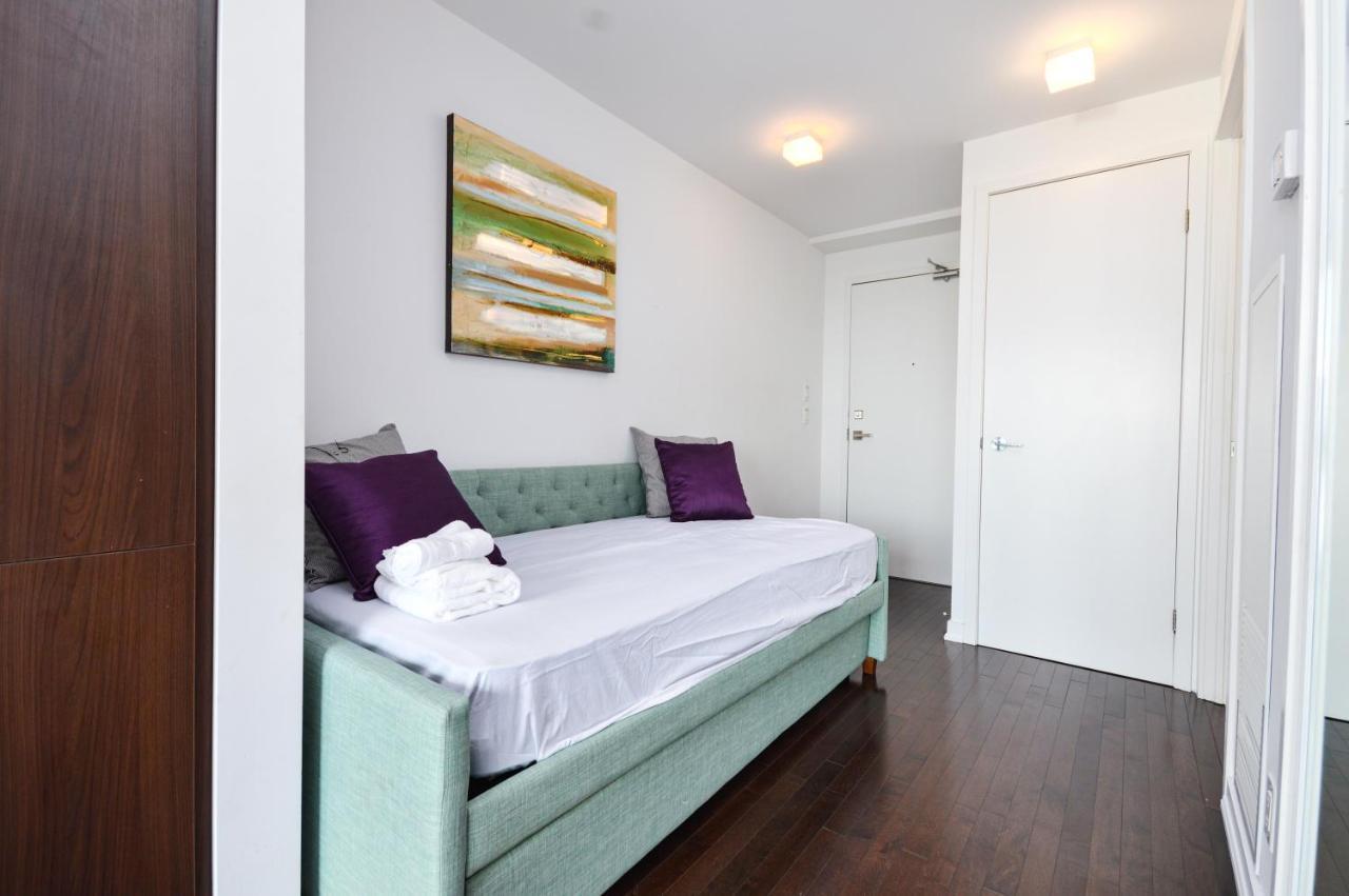 Downtown Toronto Condo Mins From Scotiabank Arena, Tiff, Cn Tower, Union, Mtcc Экстерьер фото