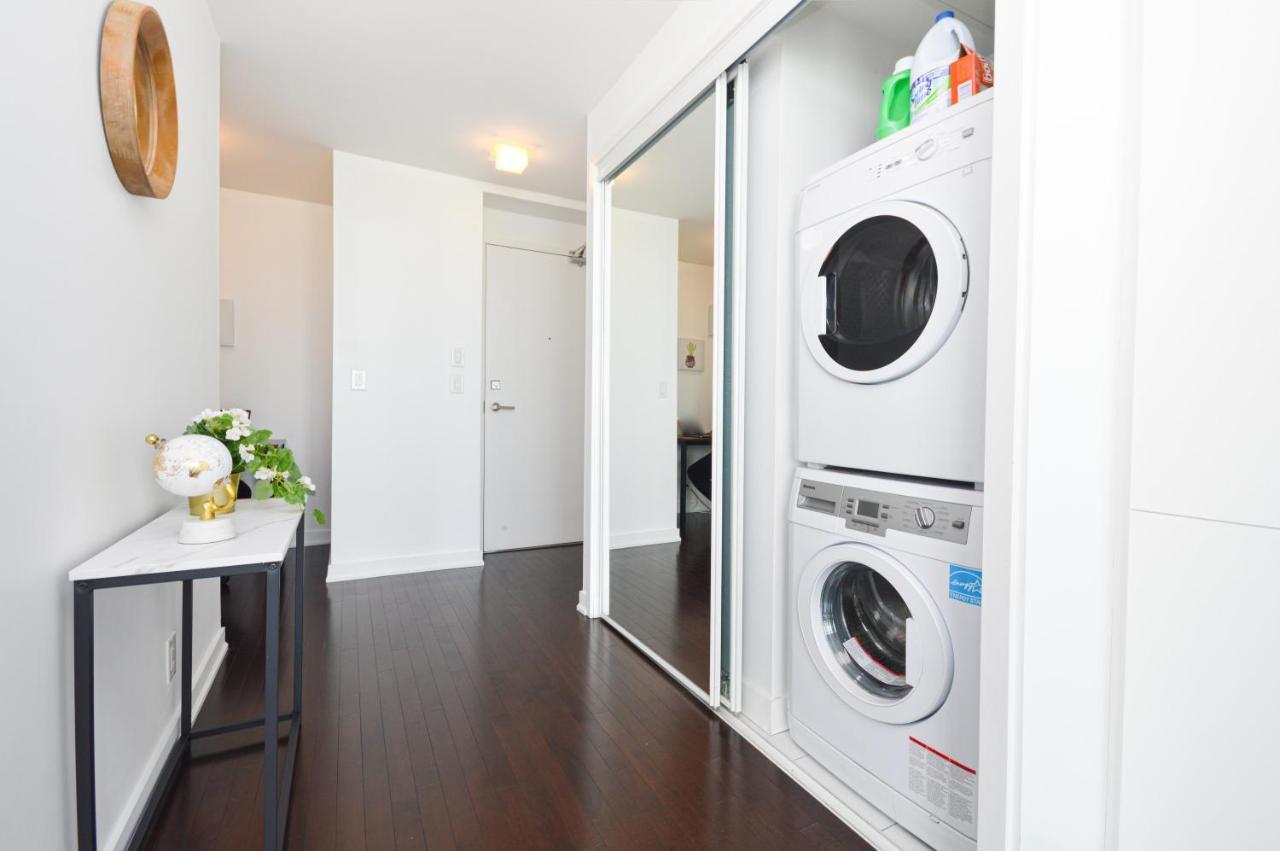 Downtown Toronto Condo Mins From Scotiabank Arena, Tiff, Cn Tower, Union, Mtcc Экстерьер фото
