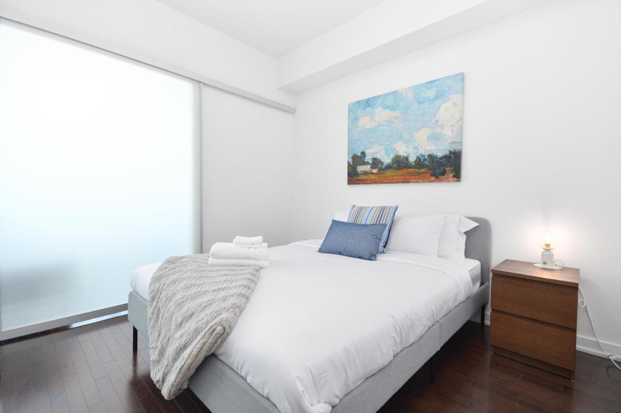 Downtown Toronto Condo Mins From Scotiabank Arena, Tiff, Cn Tower, Union, Mtcc Экстерьер фото