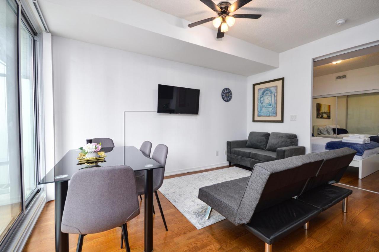 Downtown Toronto Condo Mins From Scotiabank Arena, Tiff, Cn Tower, Union, Mtcc Экстерьер фото