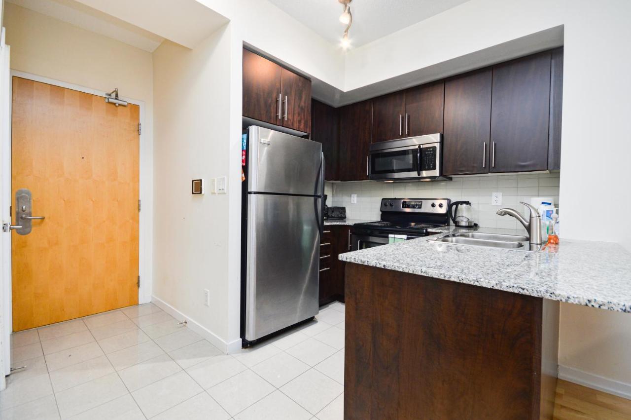 Downtown Toronto Condo Mins From Scotiabank Arena, Tiff, Cn Tower, Union, Mtcc Экстерьер фото
